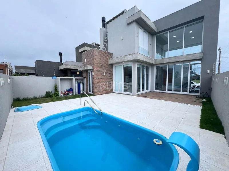 Santorini , bairro planejado ....sobrado mobiliado e com piscina: 10ª foto da galeria de imagens do imóvel