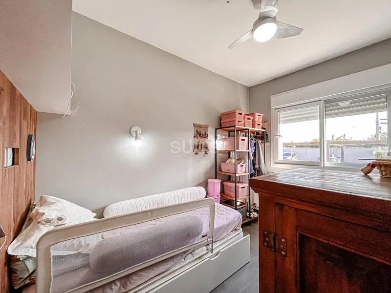 Lindo giardino beira lago no condomínio Rossi em Atlântida: 27ª foto da galeria de imagens do imóvel