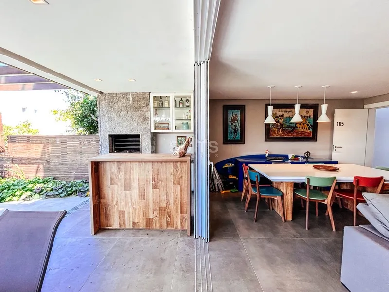 Lindo giardino beira lago no condomínio Rossi em Atlântida: 34ª foto da galeria de imagens do imóvel