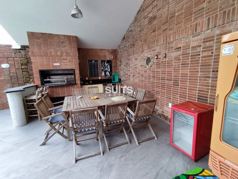 Excelente sobrado proxímo ao mar na praia de Atlântida: 14ª foto da galeria de imagens do imóvel