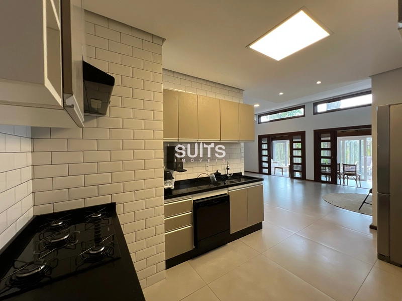 Excelente casa à venda no Carmel : 18ª foto da galeria de imagens do imóvel