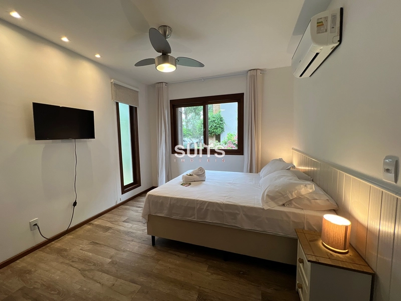 Excelente casa à venda no Carmel : 35ª foto da galeria de imagens do imóvel