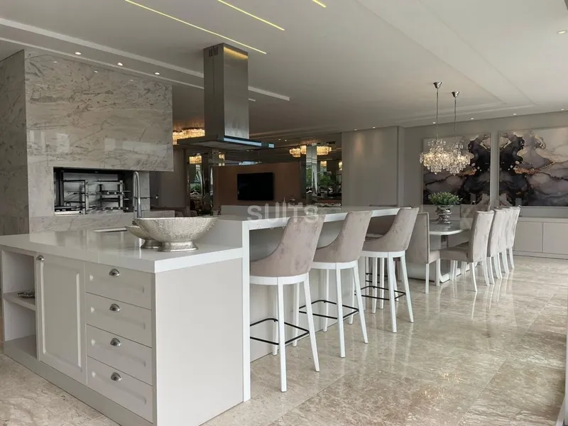 Sobrado com muita sofisticação na beira do lago no cond. Enseada: 11ª foto da galeria de imagens do imóvel