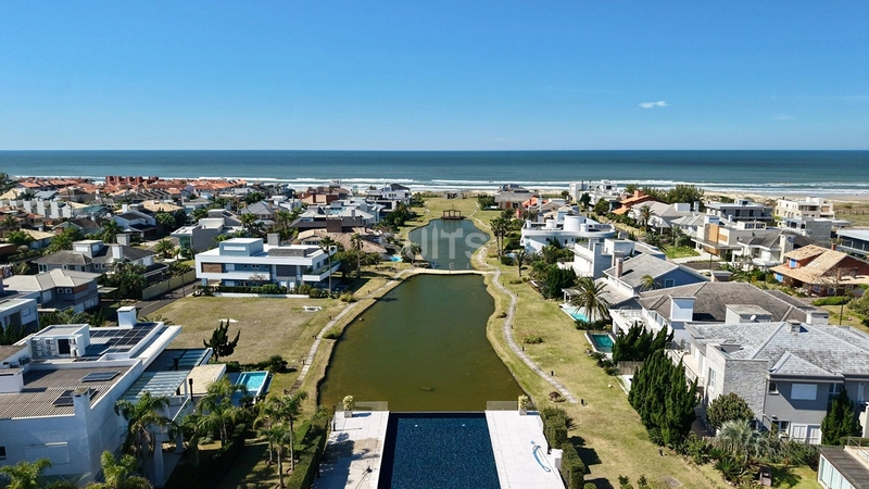 Excelente Mansão de Alto Padrão em Condomínio à Beira-Mar Las Dunas: 25ª foto da galeria de imagens do imóvel