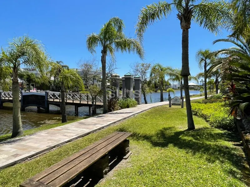 Excelente Mansão no Condomínio Ilhas Park em Atlântida: 5ª foto da galeria de imagens do imóvel