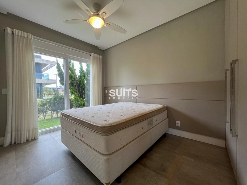 Excelente sobrado à venda no condomínio Costa Serena: 26ª foto da galeria de imagens do imóvel