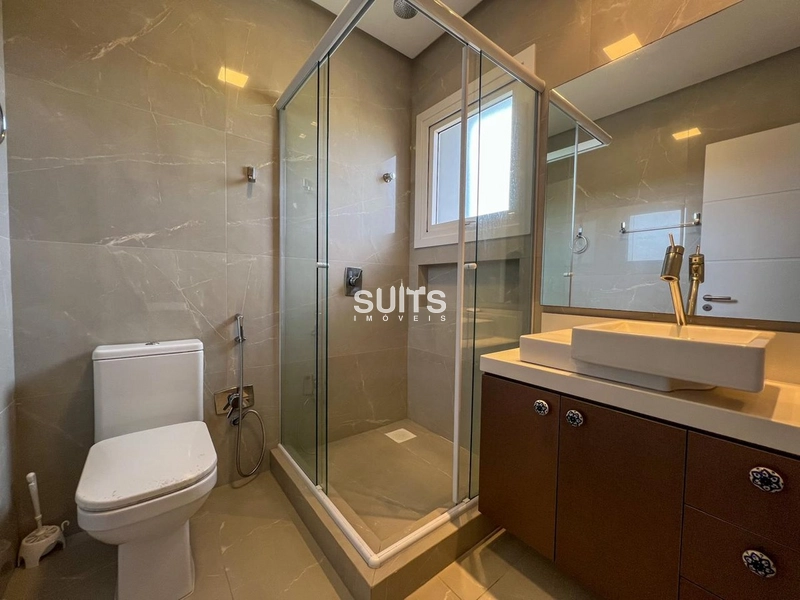 Excelente sobrado à venda no condomínio Costa Serena: 24ª foto da galeria de imagens do imóvel