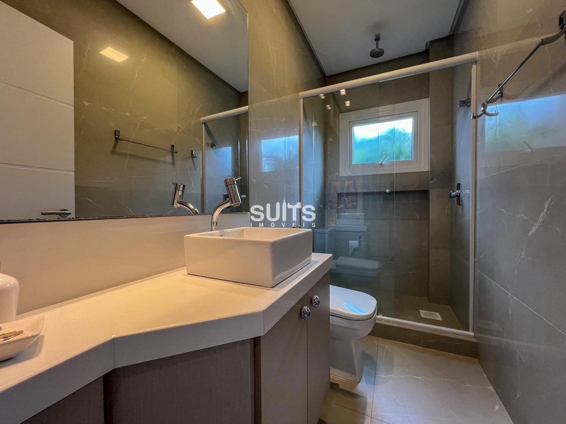 Excelente sobrado à venda no condomínio Costa Serena: 25ª foto da galeria de imagens do imóvel