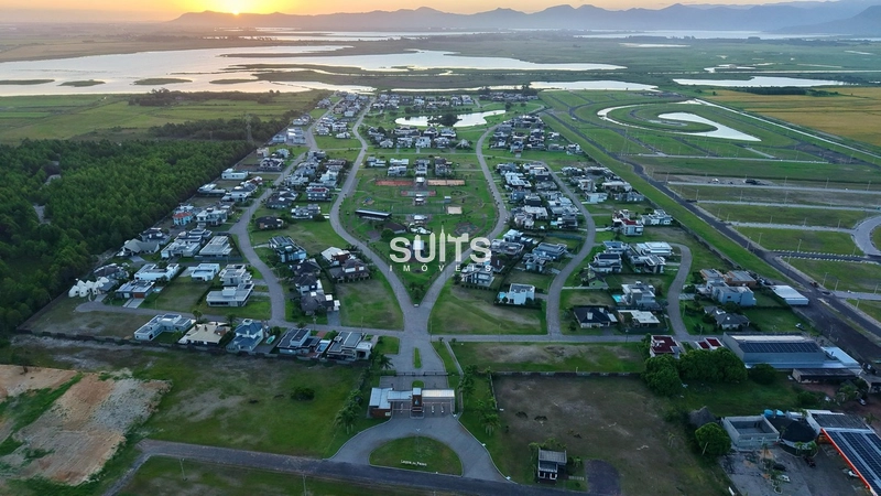 Excelente casa a venda no condomínio Lagoa do Passo: 1ª foto da galeria de imagens do imóvel