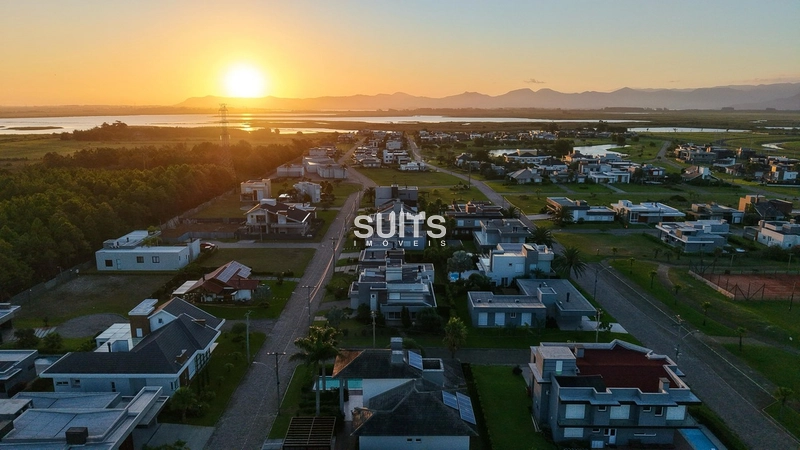 Excelente casa a venda no condomínio Lagoa do Passo: 2ª foto da galeria de imagens do imóvel