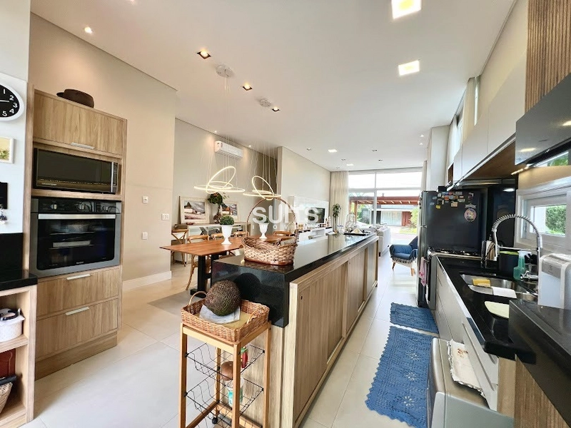 Excelente casa mobiliada e decorada no condomínio Quintas do Lago: 7ª foto da galeria de imagens do imóvel