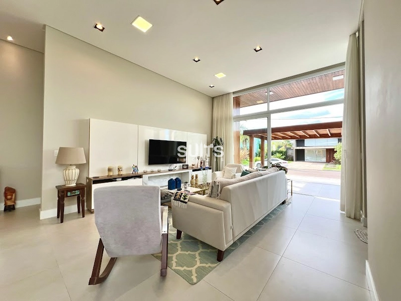 Excelente casa mobiliada e decorada no condomínio Quintas do Lago: 10ª foto da galeria de imagens do imóvel