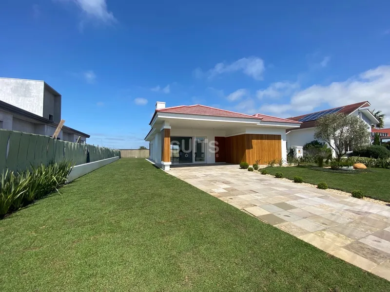 Belíssima casa à venda no condomínio Green Village: 4ª foto da galeria de imagens do imóvel