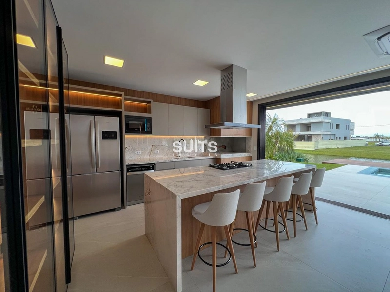 Lindo sobrado beira lago à venda no condomínio Amare em Xangri-lá: 12ª foto da galeria de imagens do imóvel