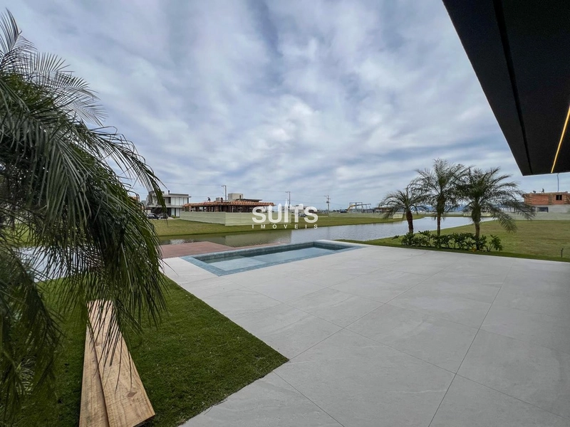 Lindo sobrado beira lago à venda no condomínio Amare em Xangri-lá: 41ª foto da galeria de imagens do imóvel