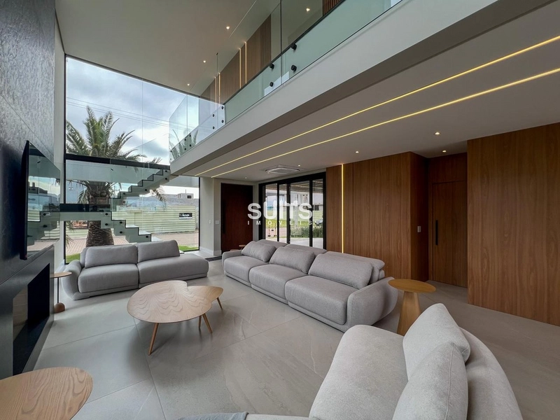 Lindo sobrado beira lago à venda no condomínio Amare em Xangri-lá: 6ª foto da galeria de imagens do imóvel