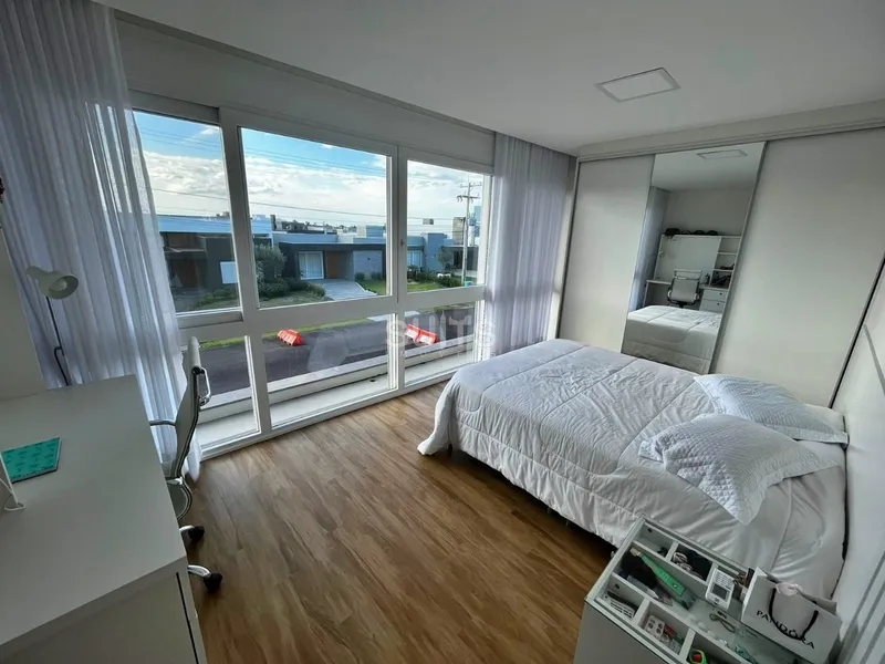 Excelente sobrado beira lago no Condomínio Riviera: 15ª foto da galeria de imagens do imóvel