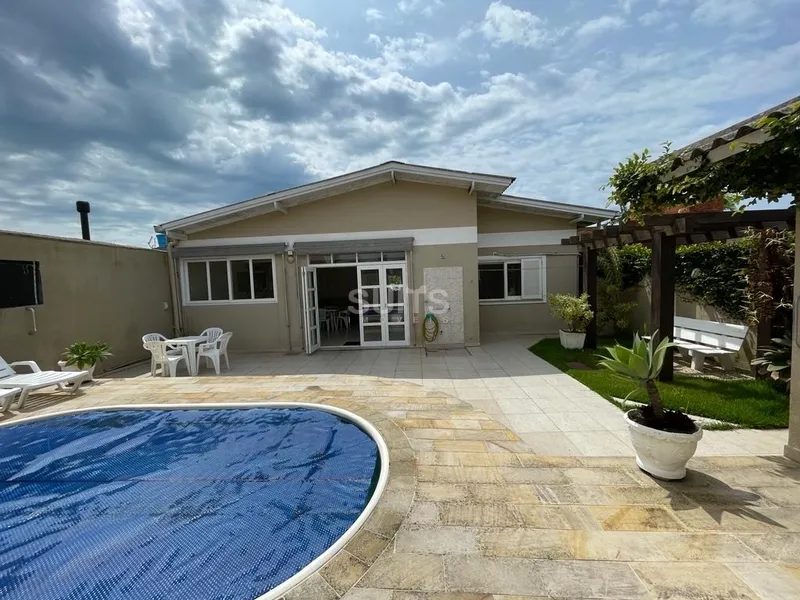 Excelente Casa Térrea no Centro de Xangri-Lá: 24ª foto da galeria de imagens do imóvel