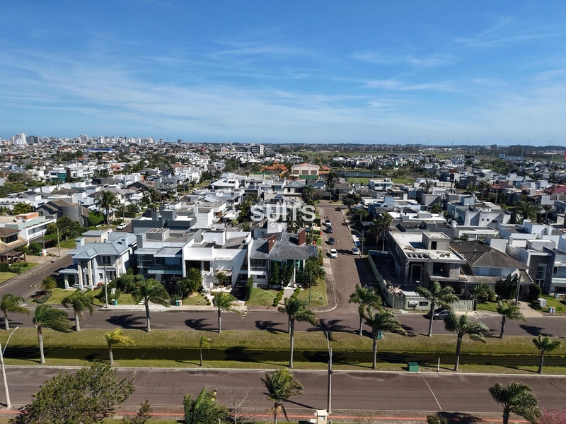 Excelente sobrado à venda no Condado de Capão: 1ª foto da galeria de imagens do imóvel