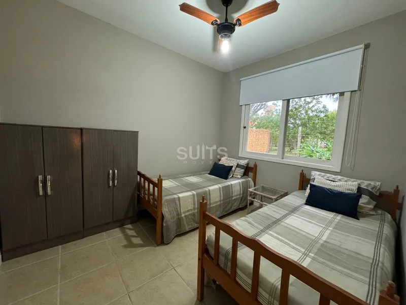 Excelente casa com 02 terrenos próxima do mar no centro de Xangri-Lá: 33ª foto da galeria de imagens do imóvel