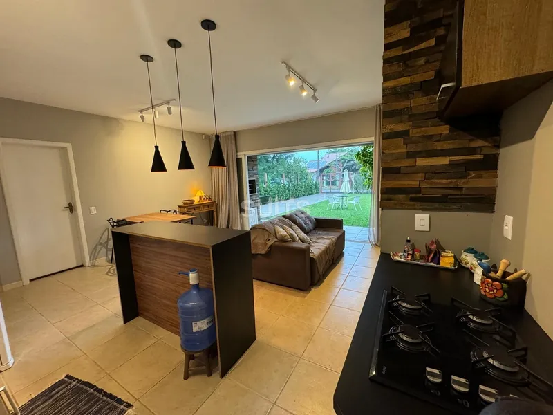 Excelente casa com 02 terrenos próxima do mar no centro de Xangri-Lá: 29ª foto da galeria de imagens do imóvel