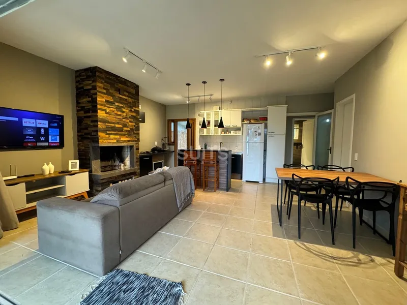 Excelente casa com 02 terrenos próxima do mar no centro de Xangri-Lá: 25ª foto da galeria de imagens do imóvel