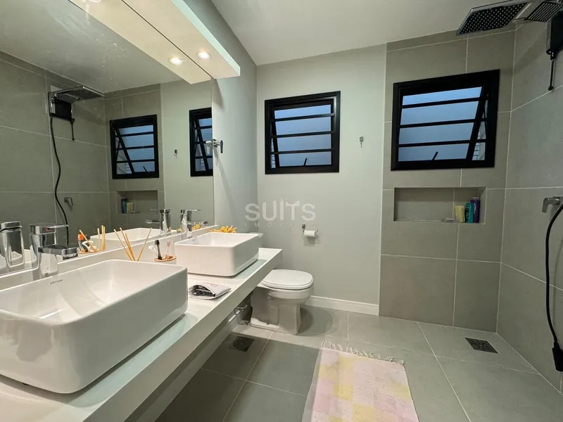 Excelente casa com 02 terrenos próxima do mar no centro de Xangri-Lá: 19ª foto da galeria de imagens do imóvel