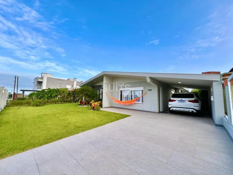 Casa em excelente localização no centro da praia de Xangri-Lá: 1ª foto da galeria de imagens do imóvel