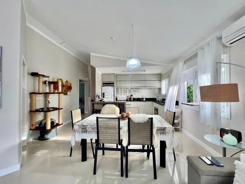 Casa em excelente localização no centro da praia de Xangri-Lá: 5ª foto da galeria de imagens do imóvel