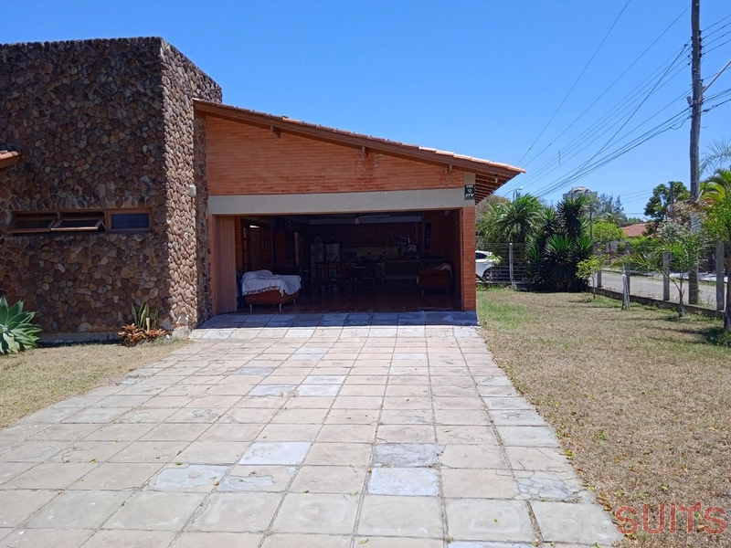 Ótima casa de esquina à venda na praia de Atlântida em Xangri-Lá: 6ª foto da galeria de imagens do imóvel