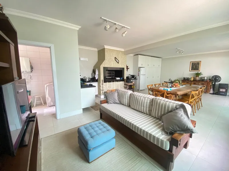 Excelente casa à venda no centro de Xangri-Lá: 22ª foto da galeria de imagens do imóvel