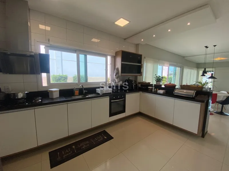 Excelente casa à venda no centro de Xangri-Lá: 12ª foto da galeria de imagens do imóvel