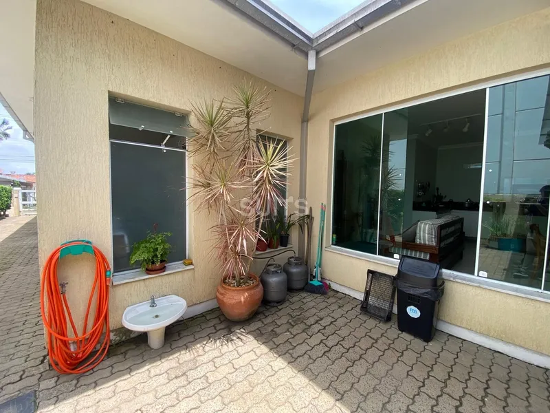 Excelente casa à venda no centro de Xangri-Lá: 27ª foto da galeria de imagens do imóvel