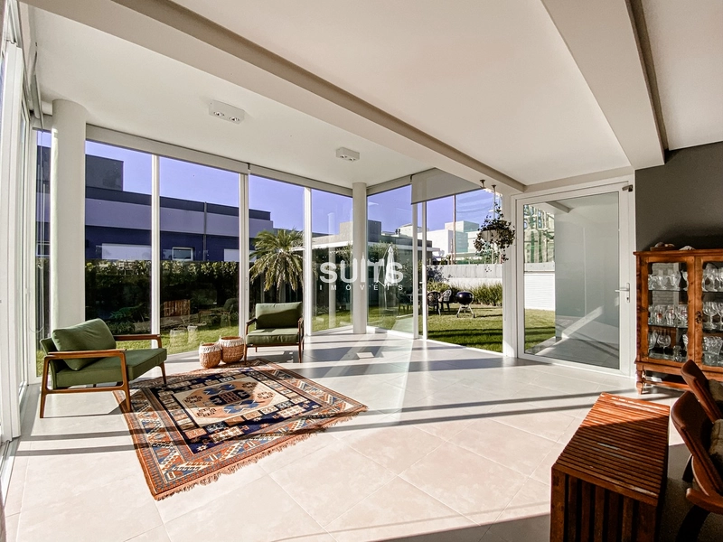 Excelente sobrado com ótima localização no condomínio Quintas do Lago: 7ª foto da galeria de imagens do imóvel