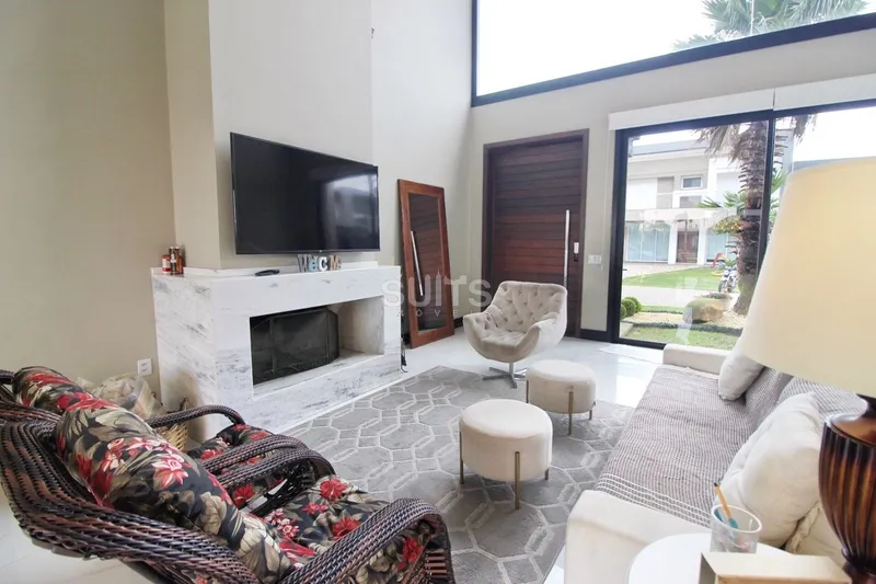 Lindo sobrado beira lago no condomínio Blue: 7ª foto da galeria de imagens do imóvel