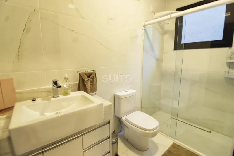 Lindo sobrado beira lago no condomínio Blue: 21ª foto da galeria de imagens do imóvel