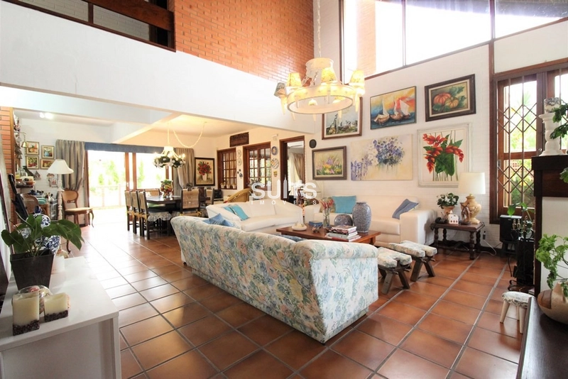 Ótimo sobrado com 02 terrenos no centro de Xangri-Lá: 4ª foto da galeria de imagens do imóvel