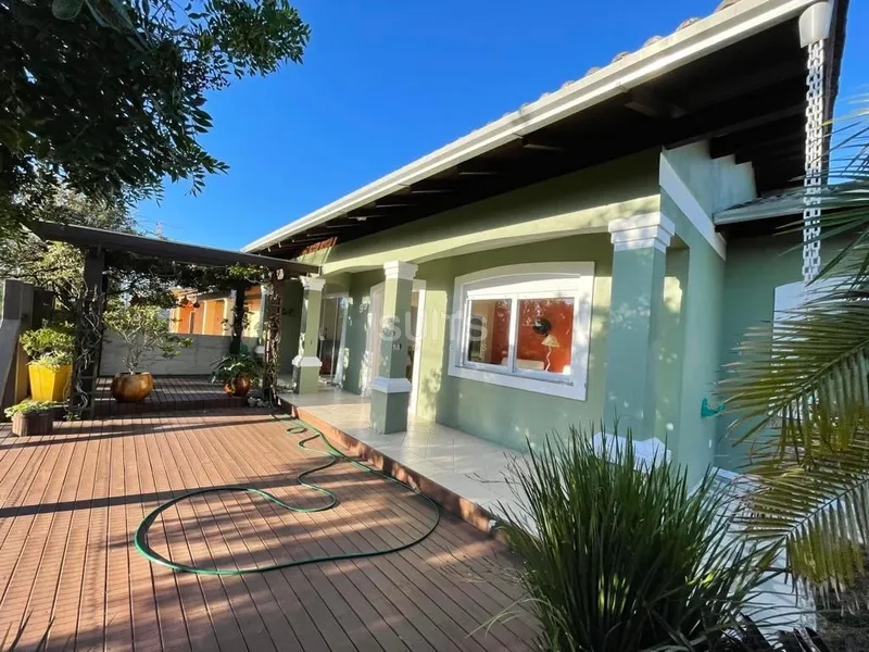 Excelente casa com 02 terrenos próximo ao mar em Atlântida Sul: 2ª foto da galeria de imagens do imóvel