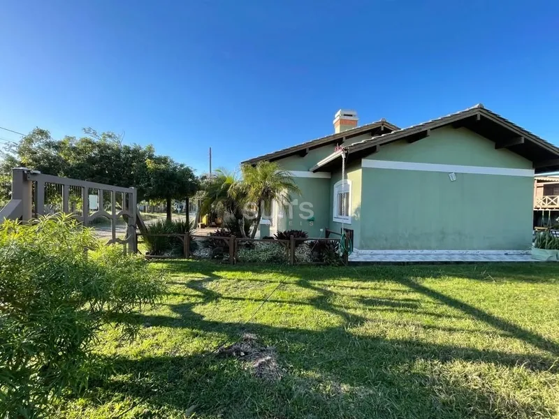 Excelente casa com 02 terrenos próximo ao mar em Atlântida Sul: 20ª foto da galeria de imagens do imóvel