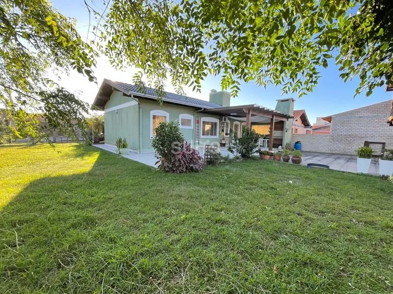 Excelente casa com 02 terrenos próximo ao mar em Atlântida Sul: 21ª foto da galeria de imagens do imóvel