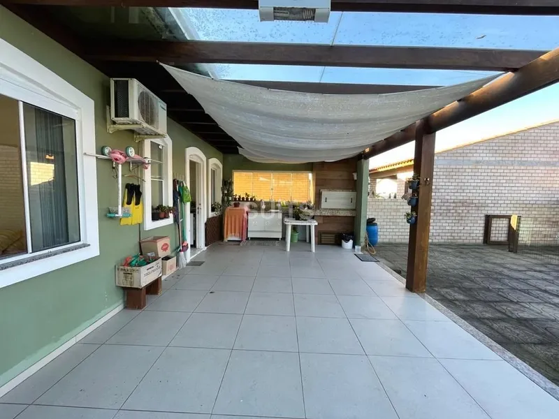 Excelente casa com 02 terrenos próximo ao mar em Atlântida Sul: 16ª foto da galeria de imagens do imóvel