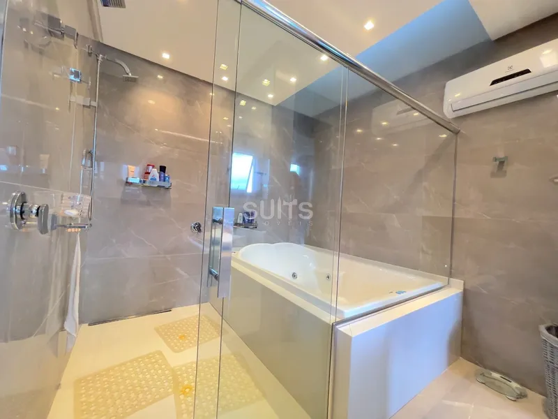 Belíssimo sobrado com vista para todo o condomínio no Enseada: 24ª foto da galeria de imagens do imóvel