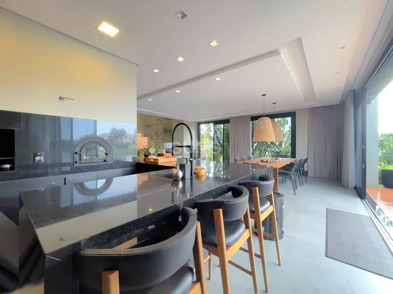 Belíssimo sobrado com vista para todo o condomínio no Enseada: 15ª foto da galeria de imagens do imóvel