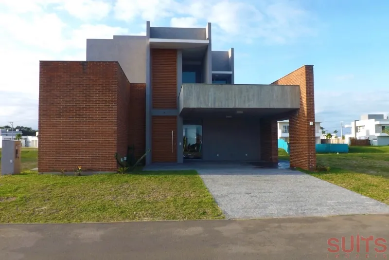 Excelente sobrado no condomínio Malibu: 1ª foto da galeria de imagens do imóvel