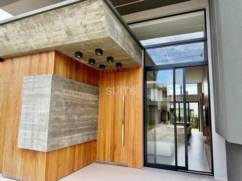 Excelente casa à venda no condomínio Sunset: 3ª foto da galeria de imagens do imóvel