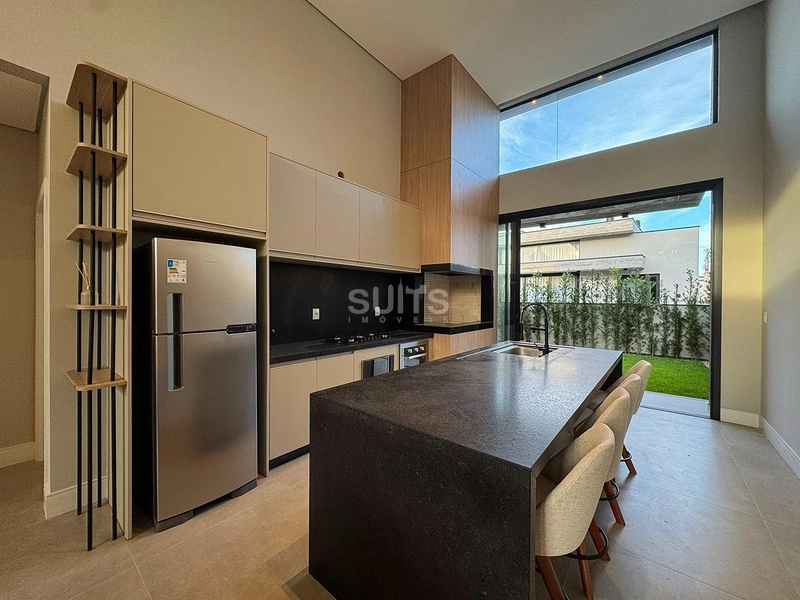Excelente casa à venda no condomínio Sunset: 9ª foto da galeria de imagens do imóvel