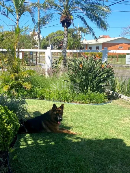Excelente casa térrea à venda a praia de Atlântida/Xangri-Lá: 4ª foto da galeria de imagens do imóvel