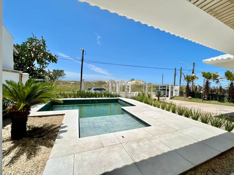 Magnífica mansão à beira mar na praia de Atlântida: 4ª foto da galeria de imagens do imóvel