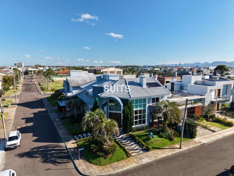 Excelente Sobrado à venda no Condado de Capão: 3ª foto da galeria de imagens do imóvel