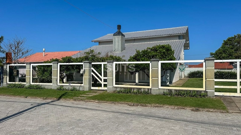 Excelente sobrado à venda na Rainha do Mar : 1ª foto da galeria de imagens do imóvel